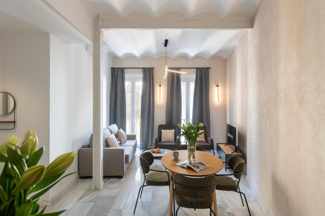 Magno Apartments San Gil - Shared Jacuzzi Sevilla Dış mekan fotoğraf